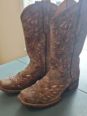 Corral Rose Gold Glitter Wing Inlay Boots Womens Size 4 Brown Distressed Leather
